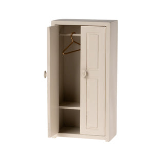 Kleiderschrank, Mäuse
