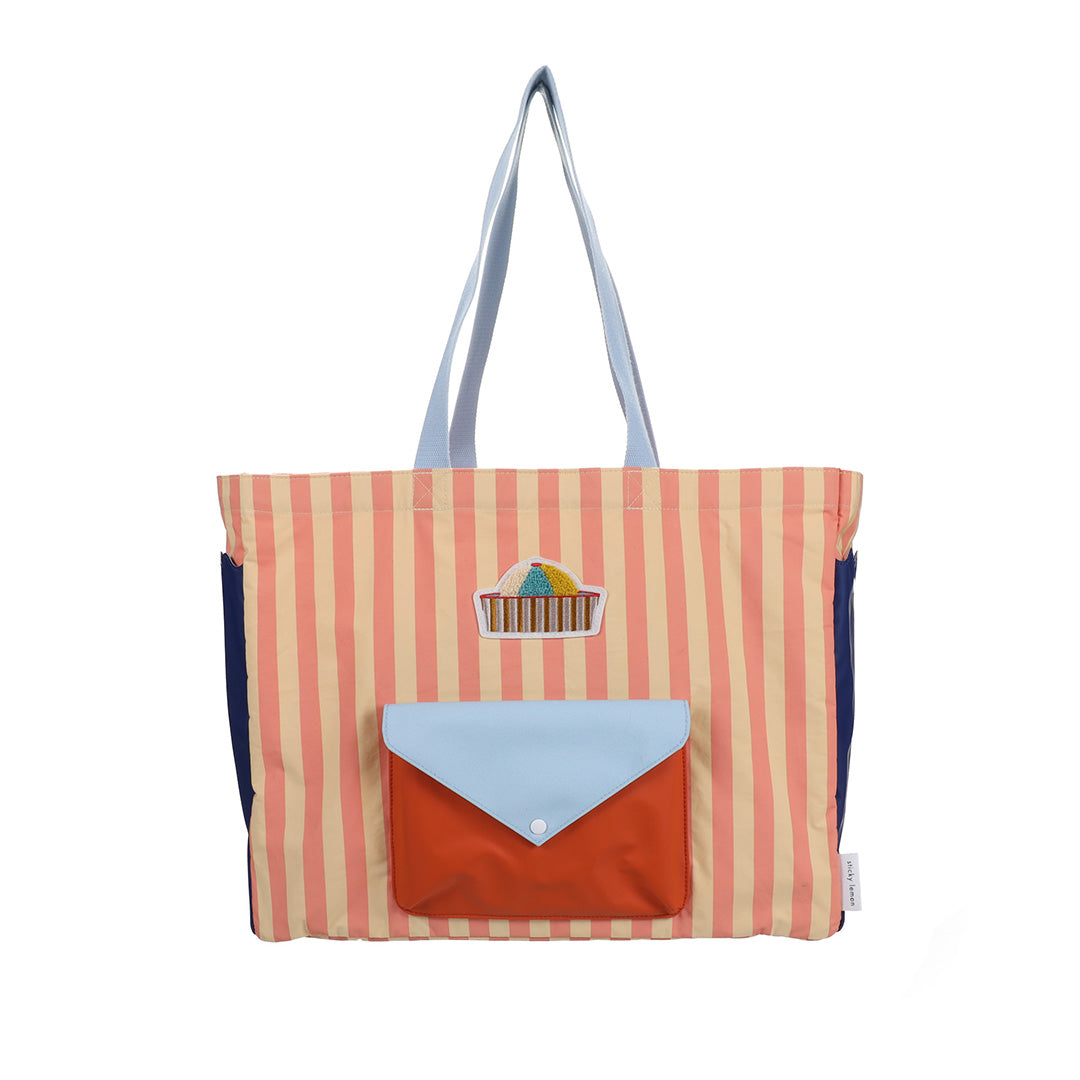 Shopper, wonders coral