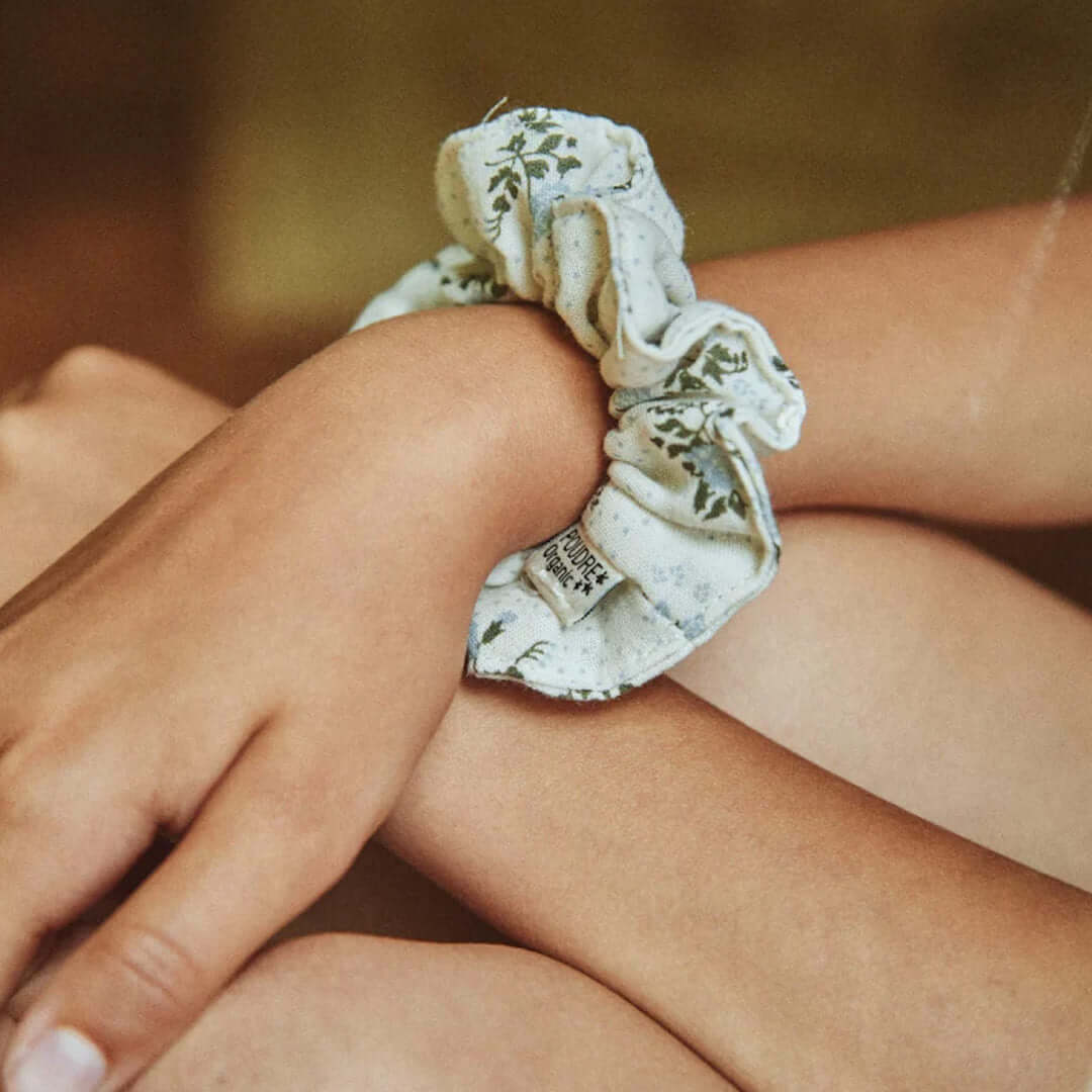 Molemin | Scrunchie Blumen | von Poudre Organic
