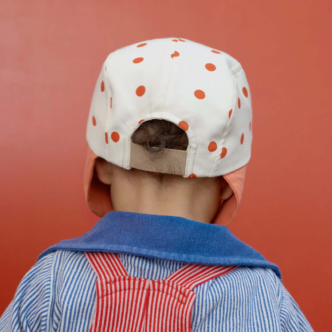 Molemin | Baby Cap Wolly polka red | von New Kids in the House