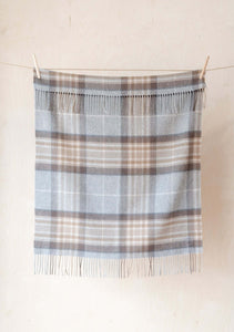 Molemin | Super Soft Lambswool Baby Blanket - Mackellar Tartan | von The Tartan Blanket Co.